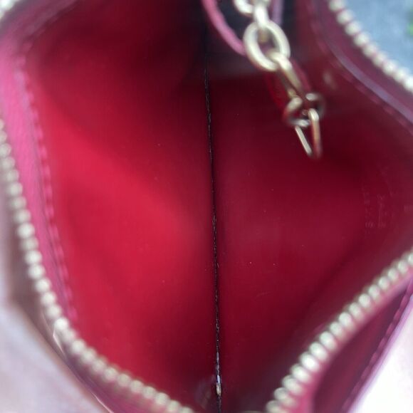 Louis Vuitton Red Vernis Pochette Key Cles Card Case Coin Purse - Picture 10 of 12